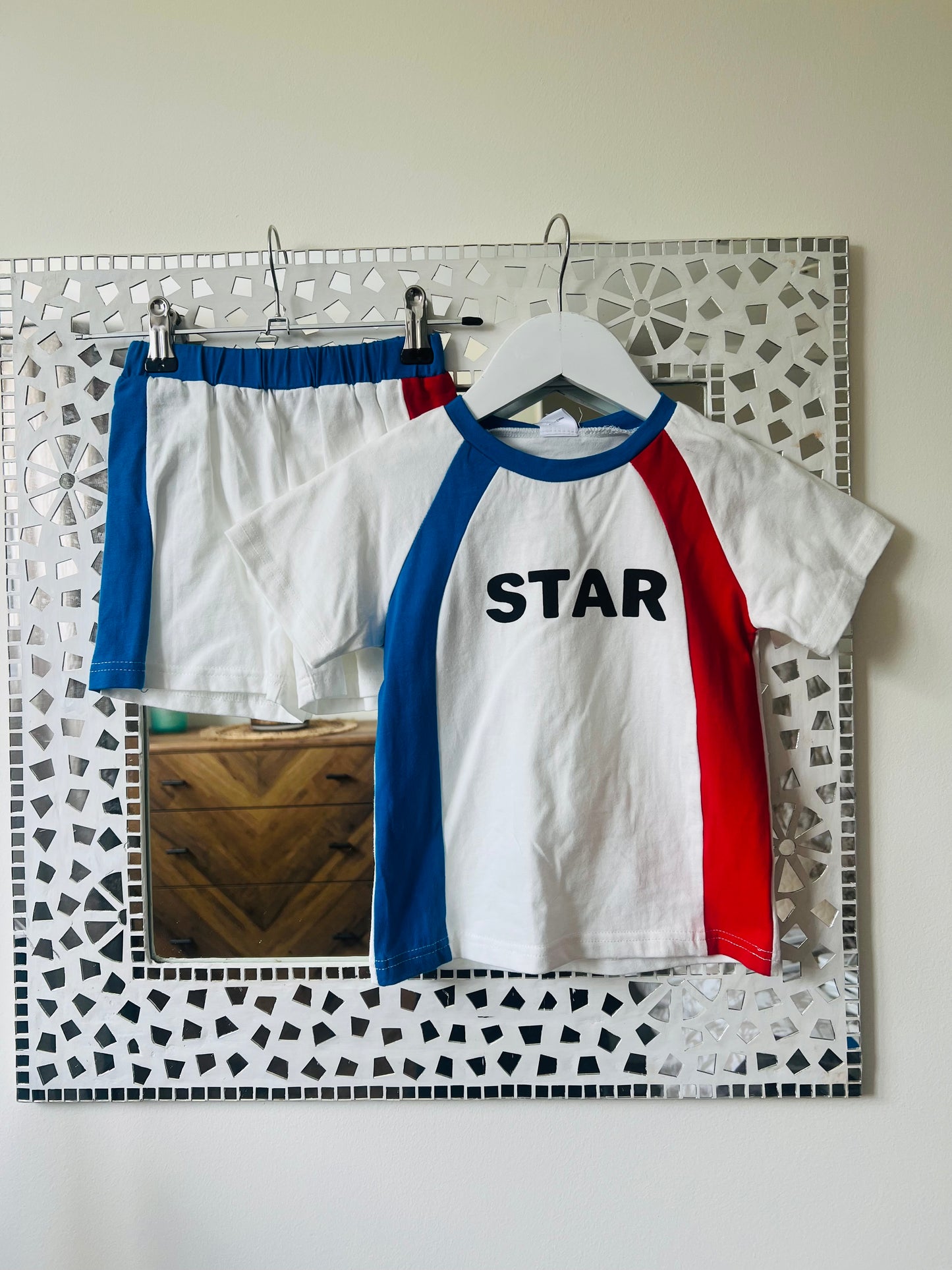 Star set red and blue